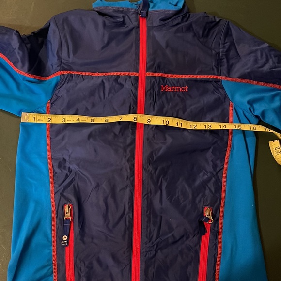 Marmot boys light jacket - Picture 9 of 11